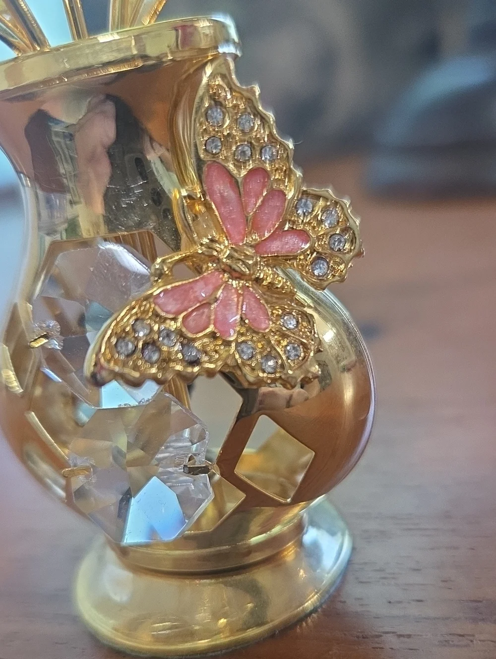 24K Gold Plated Tulip Crystal Accent Vase with Butterfly